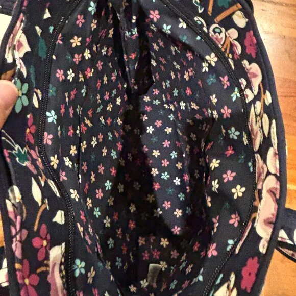 Vera Bradley Iconic Kingston Garden Tote, 14" x 11" - Picture 12 of 12